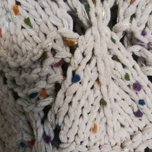 Fate Chunky Knit Sweater - Picture 5 of 6